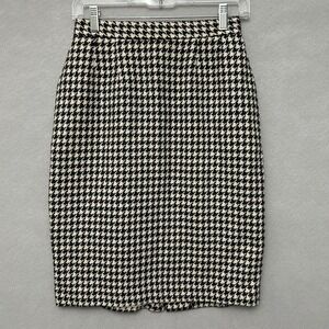 Norton McNaughton Skirt Women's 6 Petite Houndstooth Black & Ivory Wool Blend